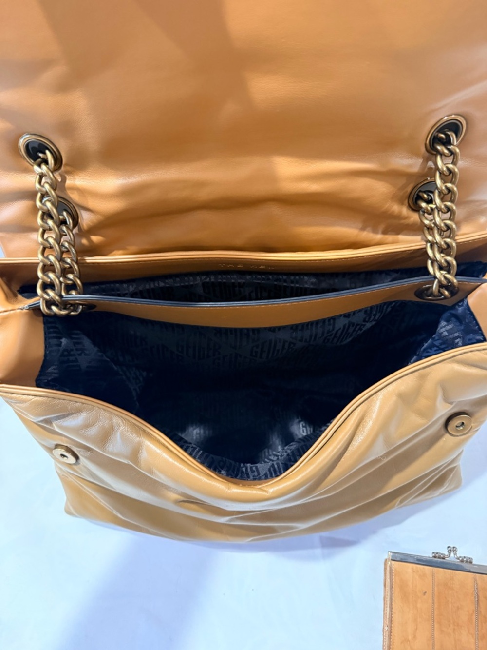 Kurt Geiger XXL London Tan Leather Chain-Handle Shoulder Bag - Picture 11 of 12